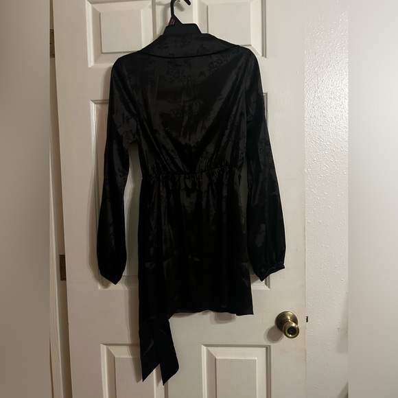 NWT Princess Polly Allira Wrap Mini Dress Black - Picture 3 of 7